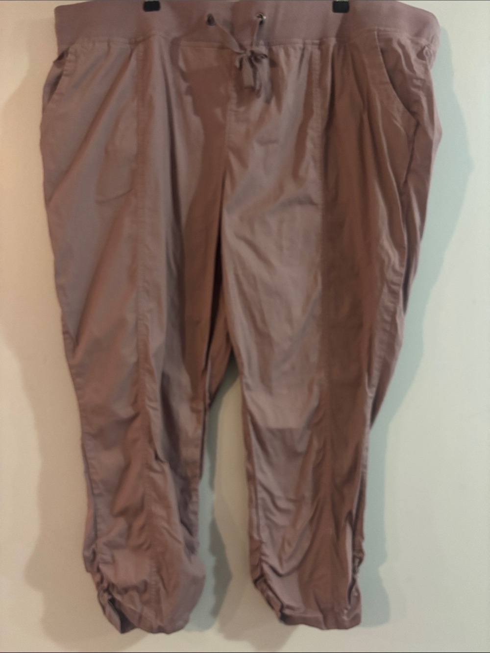 torrid Dusty Mauve Cropped Drawstring Joggers